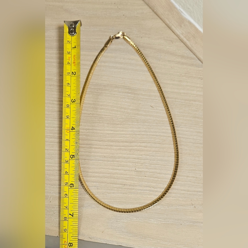 VINTAGE CLASSIC 14KT GOLD PLATED SNAKE CHAIN CHOKER NECKLACE - Picture 7 of 7